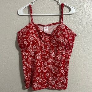 No boundaries button front tank top Red floral pattern